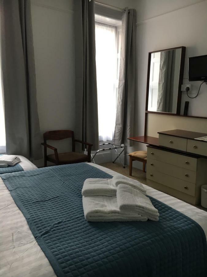 Avoca Villa Guest House Saint Helier Bagian luar foto