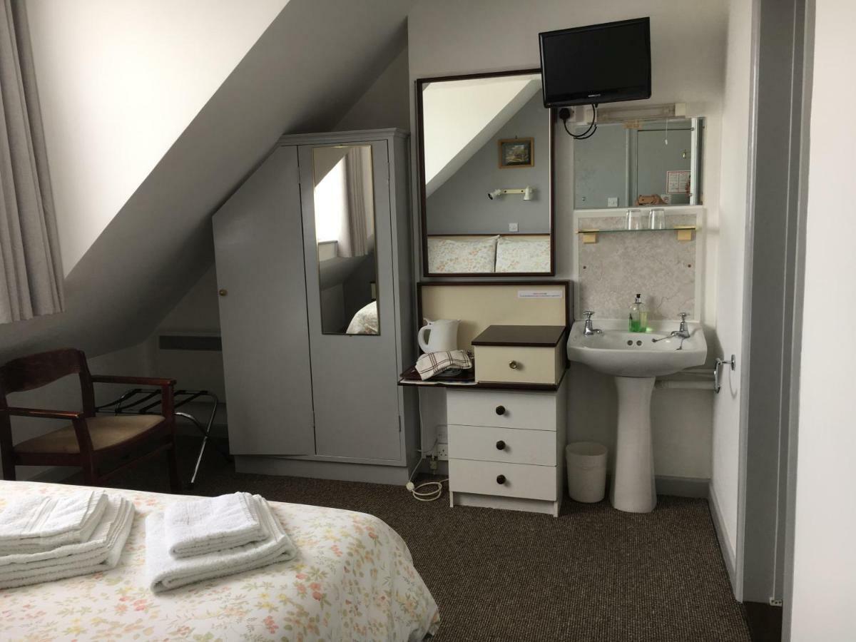 Avoca Villa Guest House Saint Helier Bagian luar foto