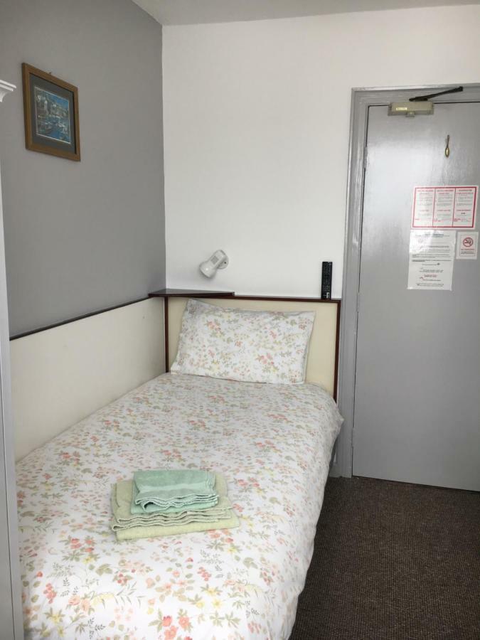 Avoca Villa Guest House Saint Helier Bagian luar foto